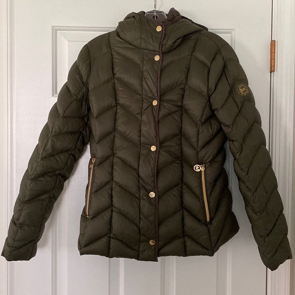 Michael Kors green hooded lightweight puffer jacket